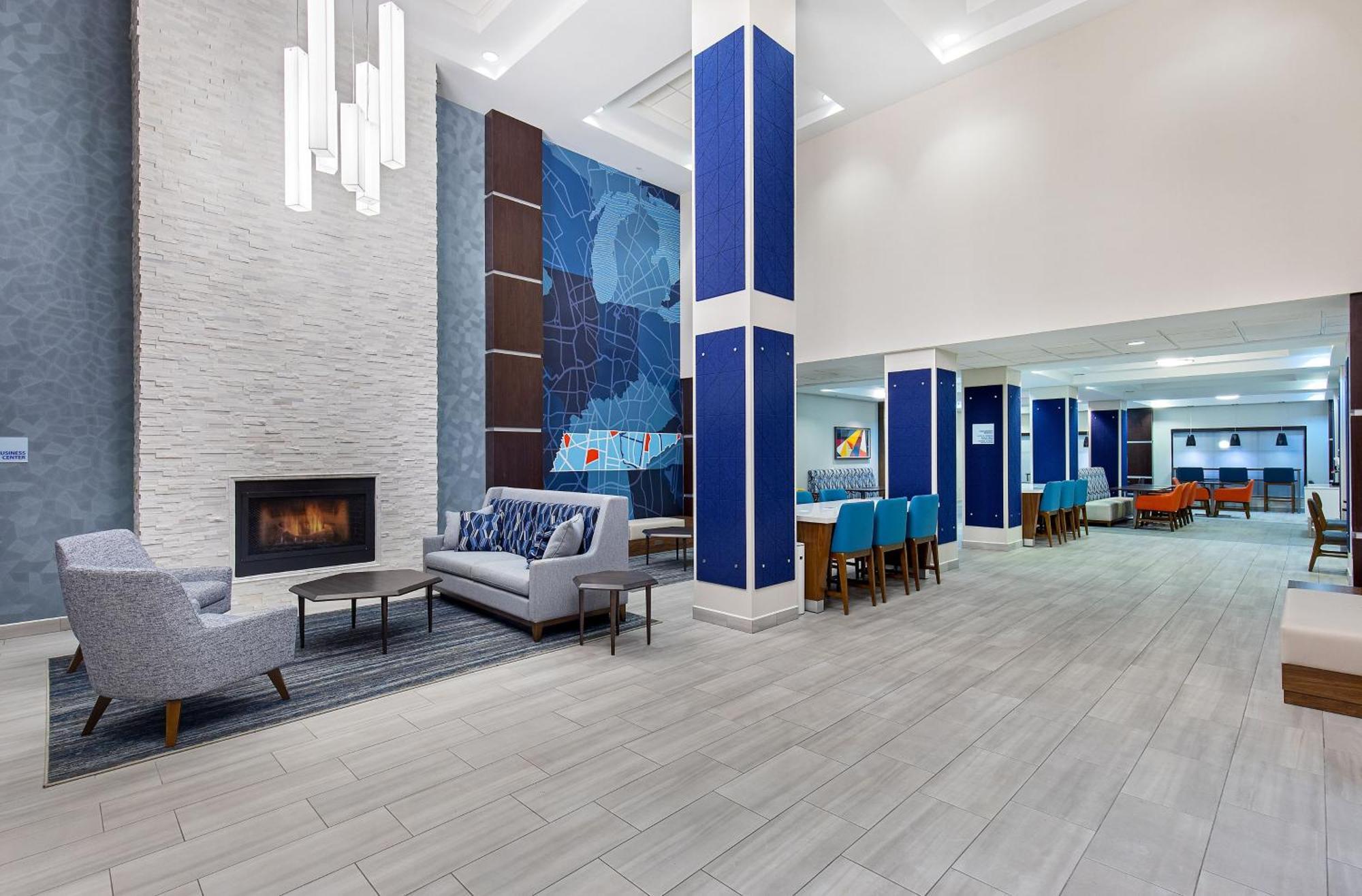 Holiday Inn Express & Suites - Cleveland Northwest By Ihg Buitenkant foto