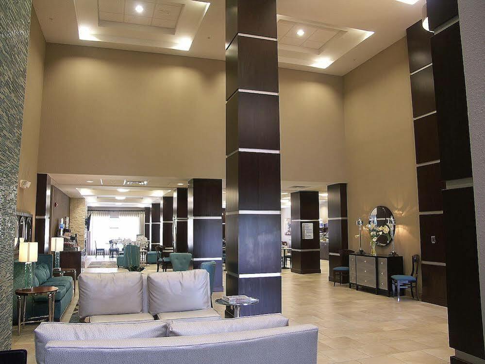 Holiday Inn Express & Suites - Cleveland Northwest By Ihg Buitenkant foto